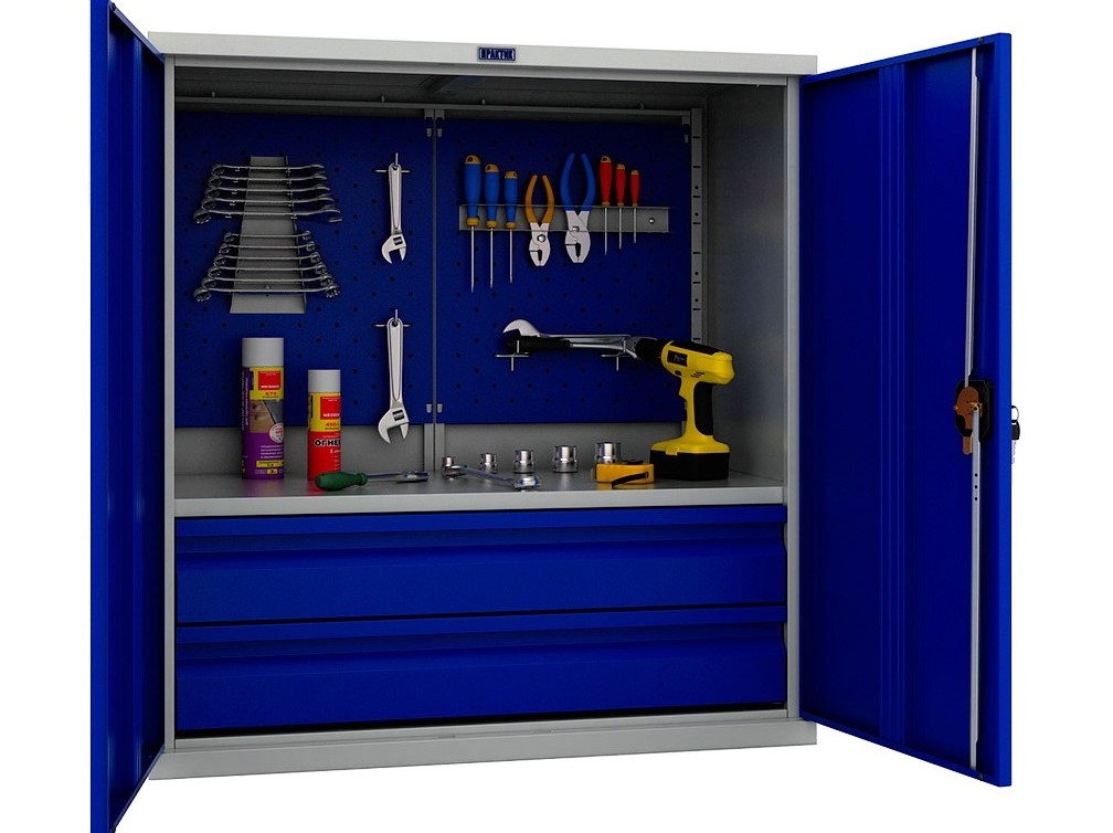 Металлическая мебель для производств: удобно и практично