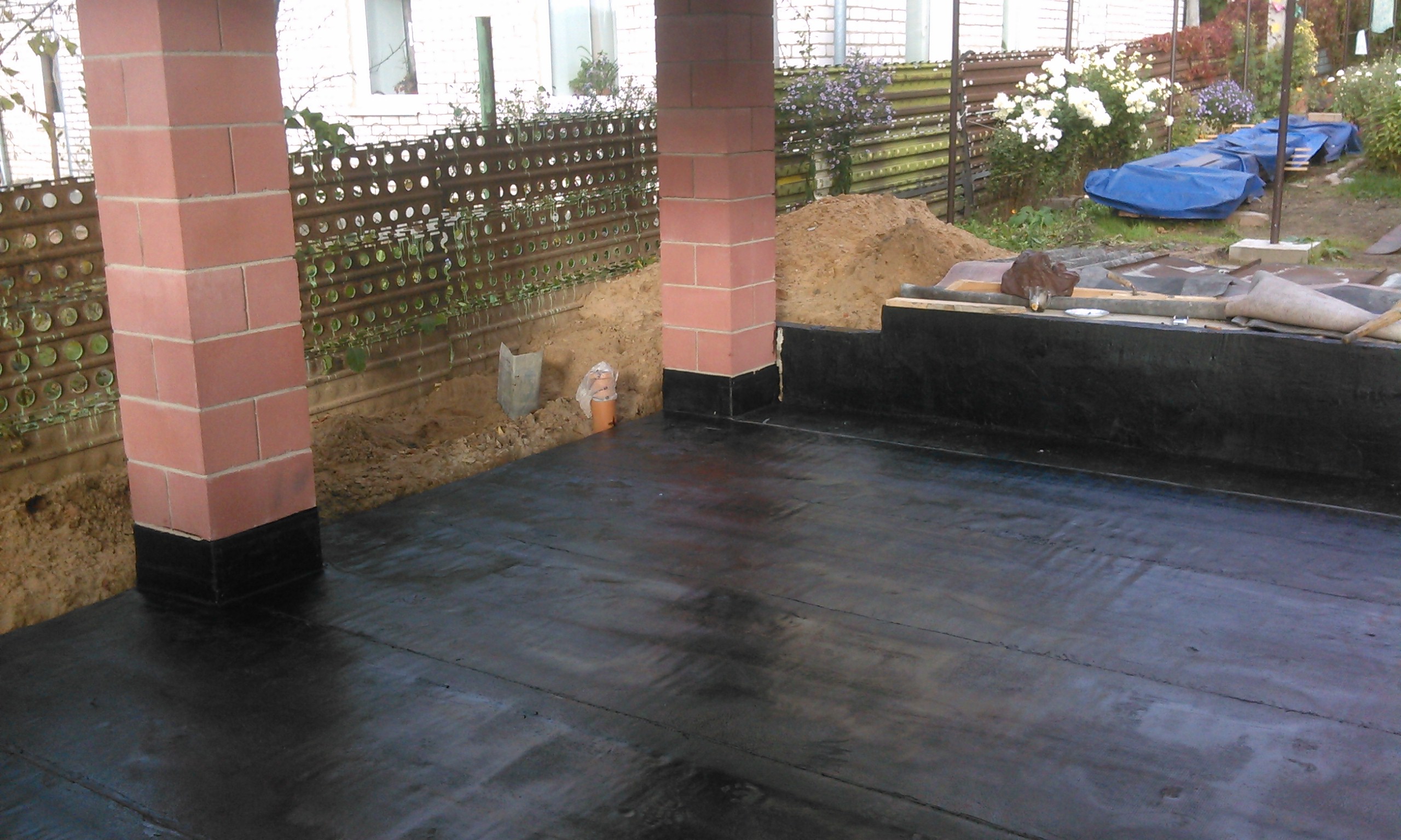 Гидроизоляция коттеджей и её виды