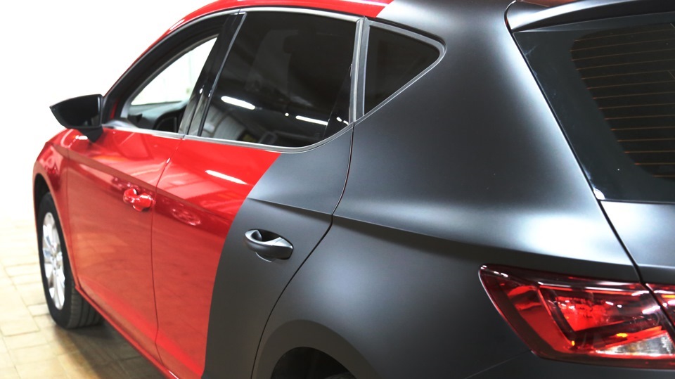 Преимущества оклейки авто автовинилом