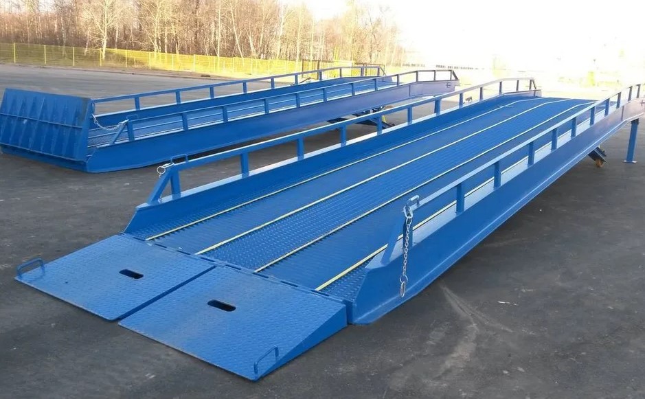 Мобильная рампа: особенности и преимущества