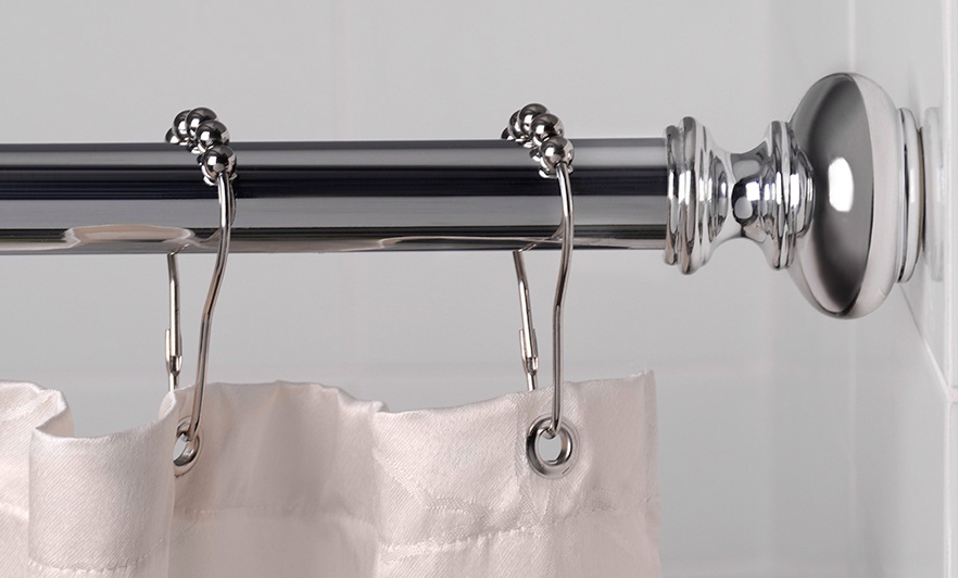 Использование карнизов из нержавеющей стали в интерьере ванной комнаты