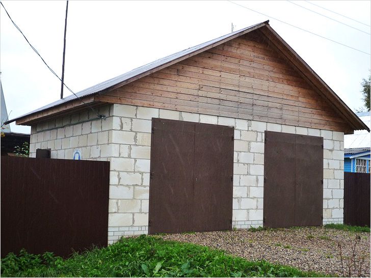 Из пеноблока