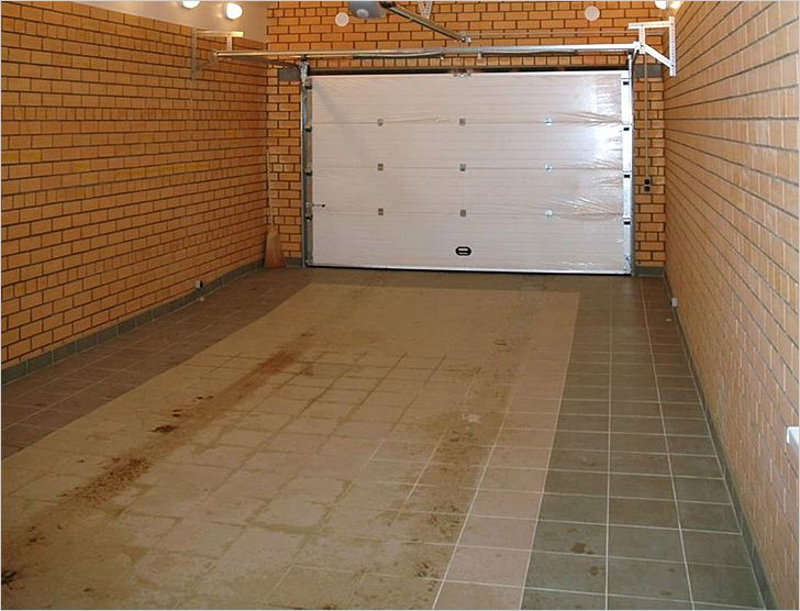 Чем обшить гараж внутри