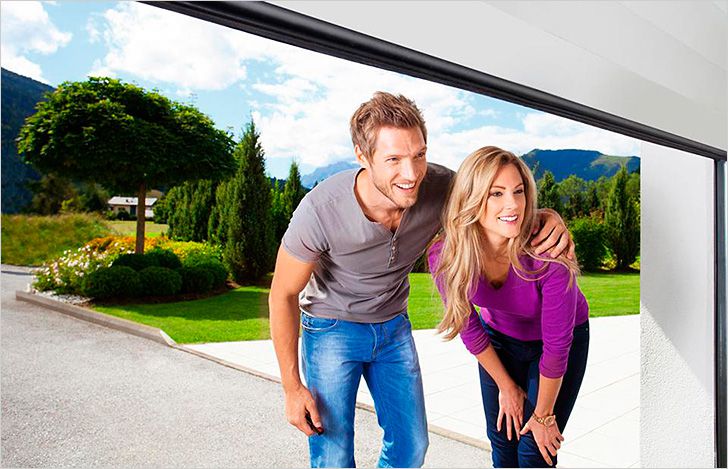 Секционные ворота