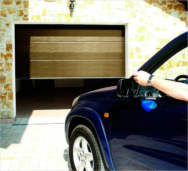 Ширина ворот должна быть достаточной для свободного въезда автомобиля