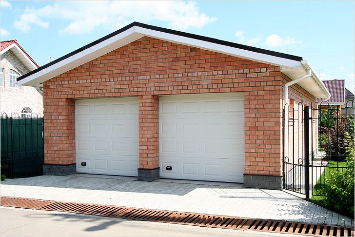 Как построить кирпичный гараж