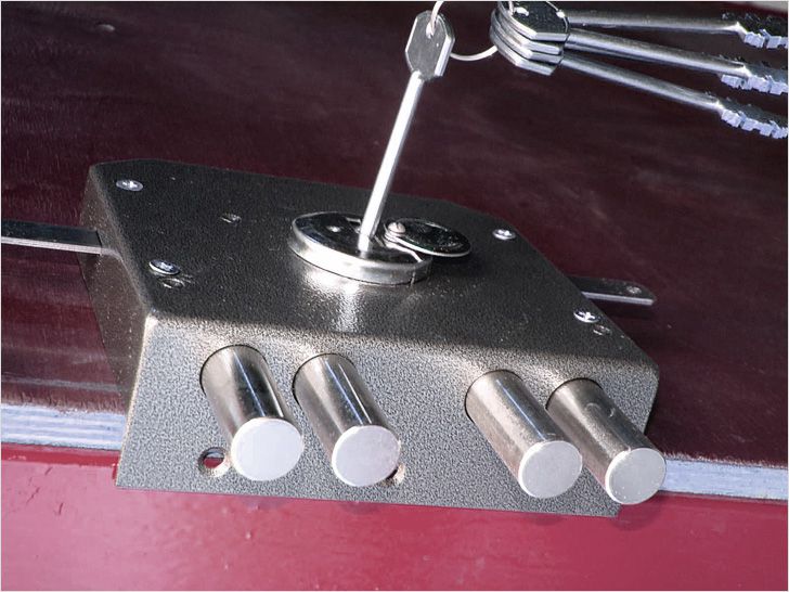 Установка замков