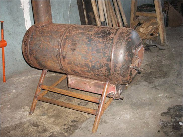 Малогабаритная буржуйка из газового баллона