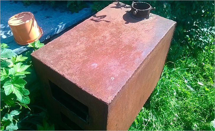 Печь сварена из толстого металла