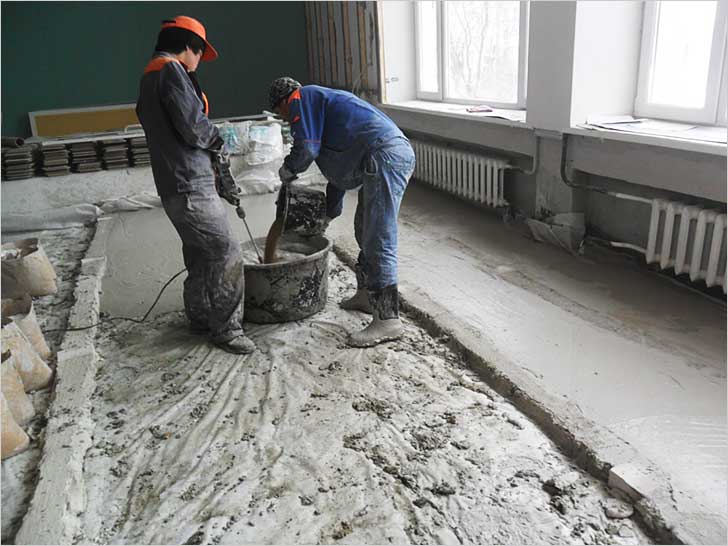 Процесс замеса раствора