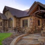 Камень как материал для фасадной отделки