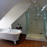 Душевая кабина или ванна: что больше подойдет