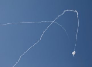 Армия Израиля заявила о пуске шести ракет из сектора Газа