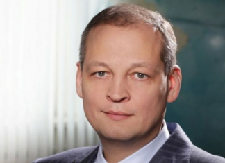 Депутата Госдумы Хайруллина похоронили в посёлке Мирном