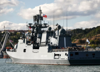 Два фрегата ЧФ выполняют переход в Средиземное море