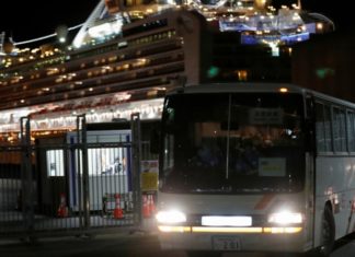 Эвакуированные с Diamond Princess россияне прибыли в Казань