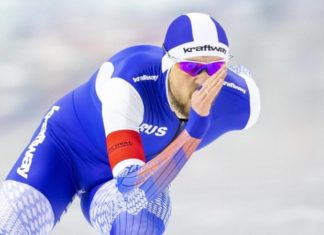 Конькобежец Юсков завоевал золото на дистанции 1500 м на этапе КМ в Канаде