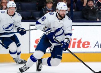 Кучеров получил травму в матче НХЛ с «Питтсбургом»