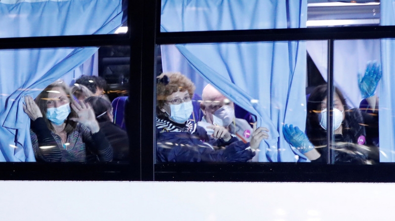 Находящиеся на Diamond Princess 24 украинца отказались эвакуироваться