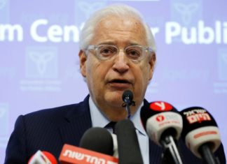 Посол США рассказал о рисках для «сделки века» Трампа