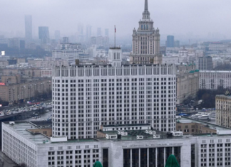 Правительство России определило кураторов по реализации нацпроектов