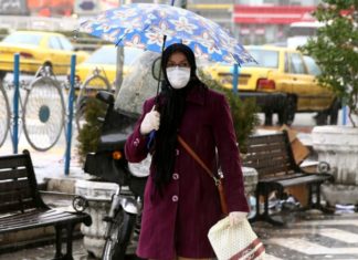 Ростуризм призвал остановить продажи туров в ряд стран из-за COVID-19