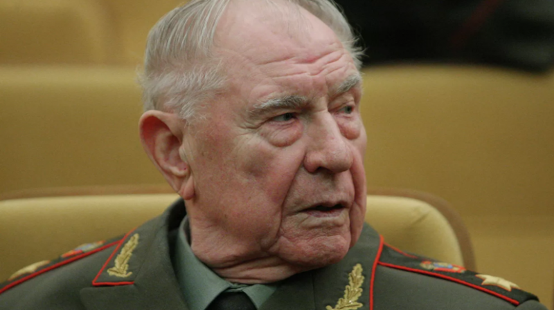 Шойгу назвал Язова человеком-легендой