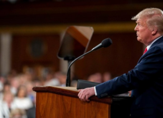 Трамп заявил, что лично намерен подписать мирное соглашение с талибами