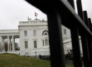 В Белом доме напомнили о новых правилах выдачи грин-карт с 24 февраля