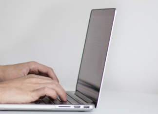 В Госдуме предложили проверить социальную сеть MyHeritage