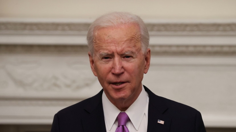 Байден: число летальных случаев COVID-19 превысит 500 тысяч в феврале