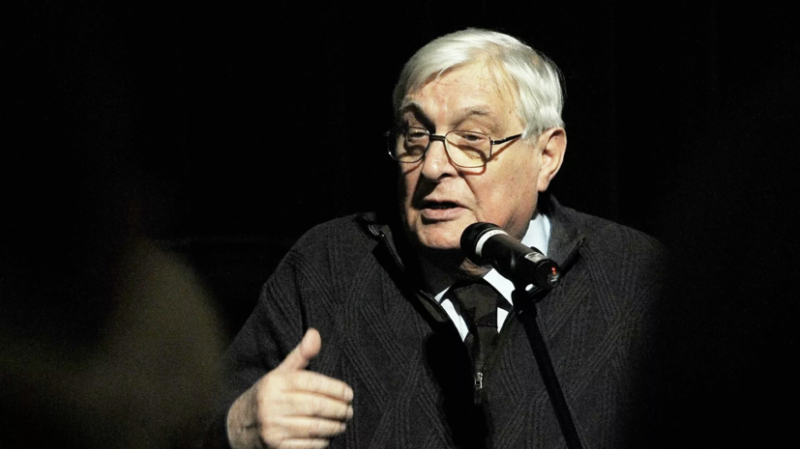 Басилашвили выписали из больницы после лечения от коронавируса