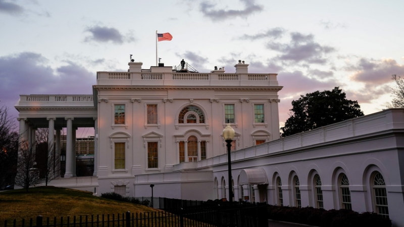 Белый дом призвал Россию освободить задержанных на незаконных акциях