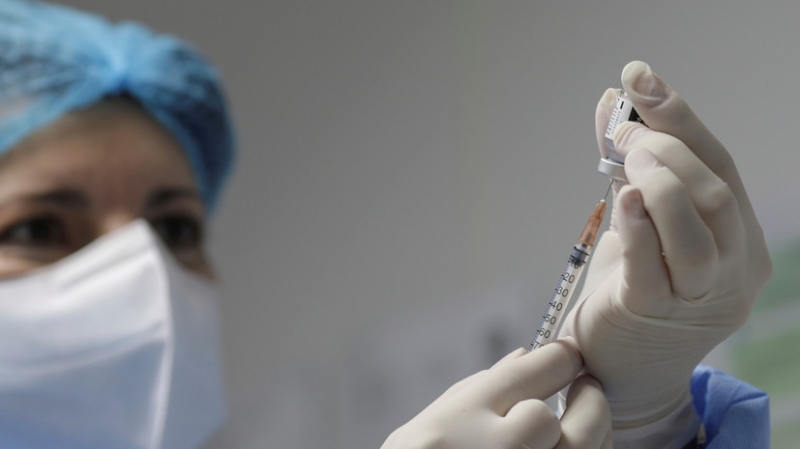 Более 1 млн человек получили вакцину от COVID-19 в Германии