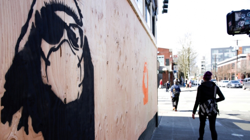 Число жертв коронавируса в США превысило 400 тысяч