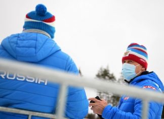 Главный тренер сборной России по биатлону заболел коронавирусом