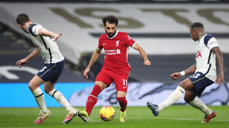 &laquo;Ливерпуль&raquo; прервал безвыигрышную серию в АПЛ, победив &laquo;Тоттенхэм&raquo;