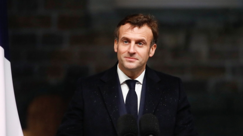 Макрон поздравил Байдена со вступлением в должность президента США