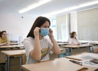 Минпросвещения оценило необходимость введения шестидневки в школах