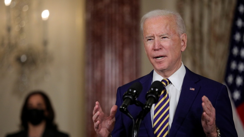 Байден заявил, что будет жёстко противостоять действиям России