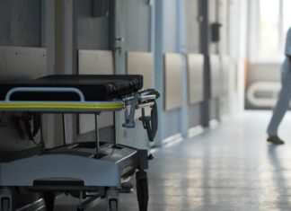 Число умерших от последствий коронавируса в мире превысило 2,5 млн