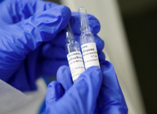 Эксперт оценила вакцину «ЭпиВакКорона»