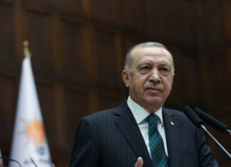 Эрдоган анонсировал смягчение коронавирусных ограничений в Турции