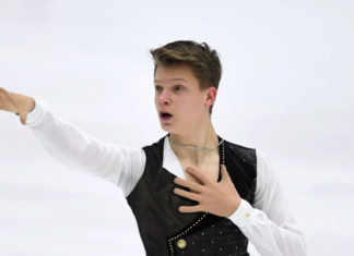 Фигурист Семененко выиграл короткую программу в Финале Кубка России
