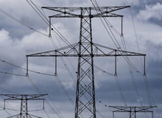 Известия: цены на тепло и электроэнергию в России могут вырасти