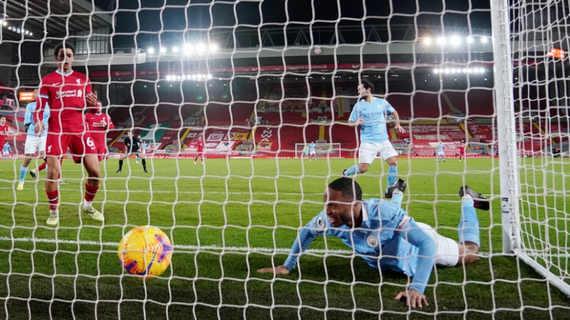 &laquo;Манчестер Сити&raquo; разгромил &laquo;Ливерпуль&raquo; и одержал десятую победу кряду в АПЛ