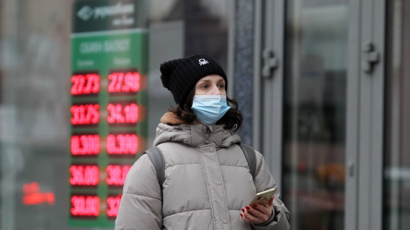 На Украине дали прогноз по доступу для населения вакцины от COVID-19