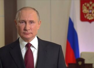 Путин поздравил россиян с Днём защитника Отечества