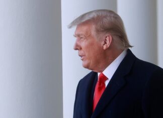 Сенат США назвал конституционным процесс импичмента Трампу