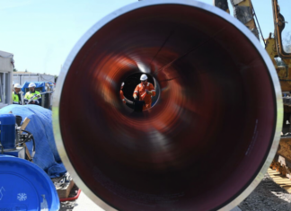 Сенаторы призвали Байдена ввести санкции против «Северного потока — 2»